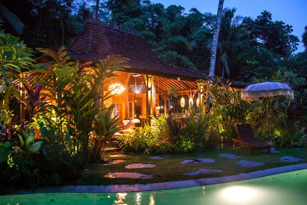 Villa Mahadevi Jungle Retreat Joglo 1 Ubud Extérieur photo