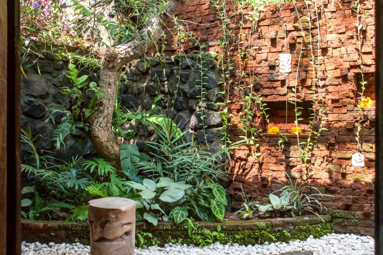Villa Mahadevi Jungle Retreat Joglo 1 Ubud Extérieur photo