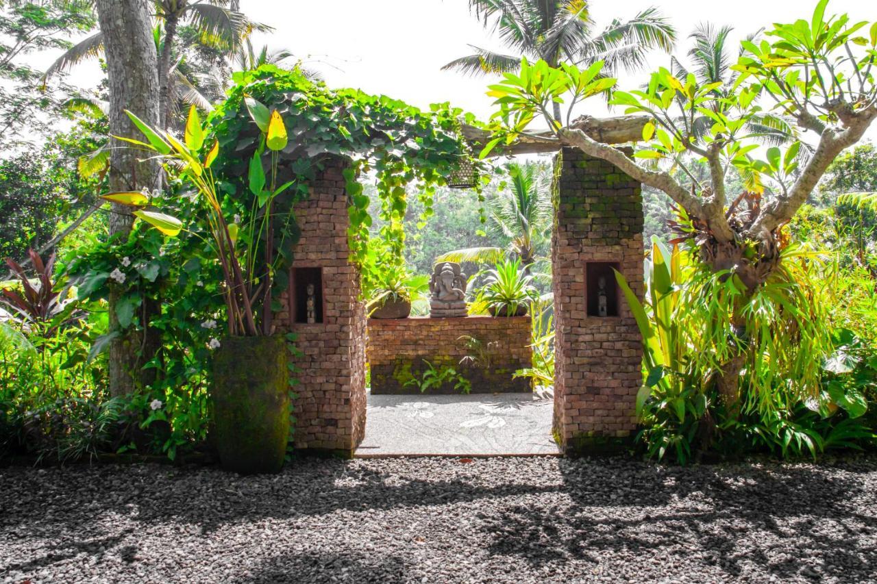 Villa Mahadevi Jungle Retreat Joglo 1 Ubud Extérieur photo